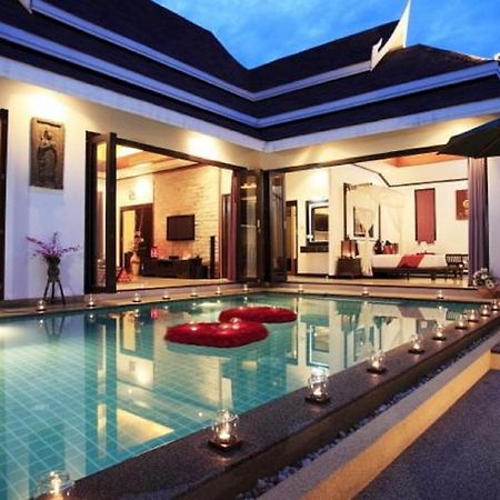 The Iris Pool Villa Rawai Room photo