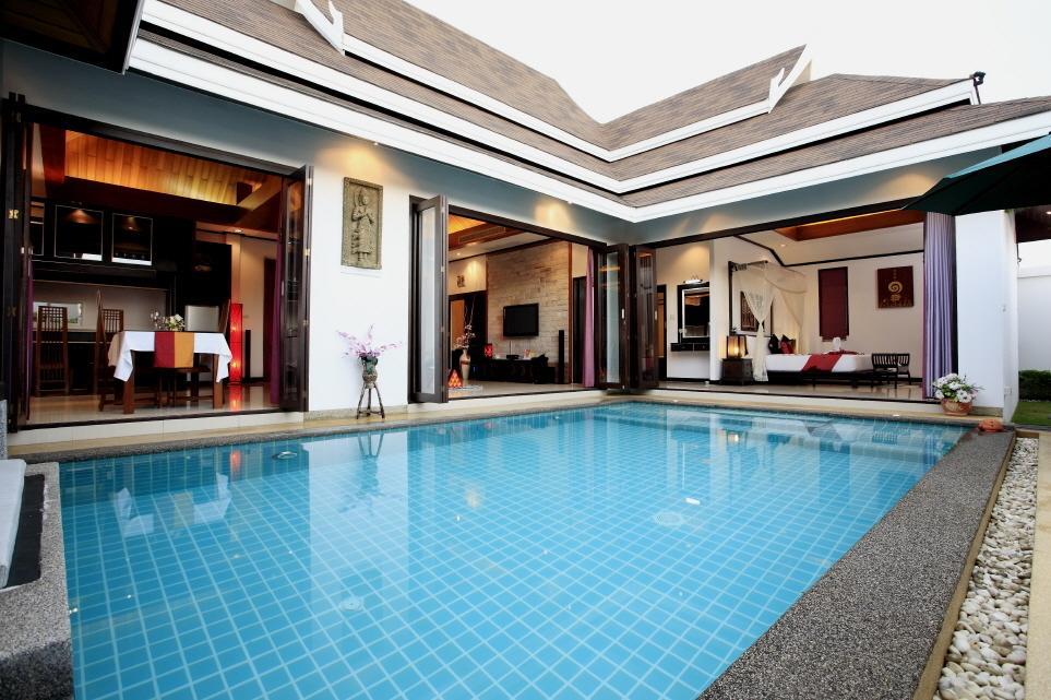 The Iris Pool Villa Rawai Room photo