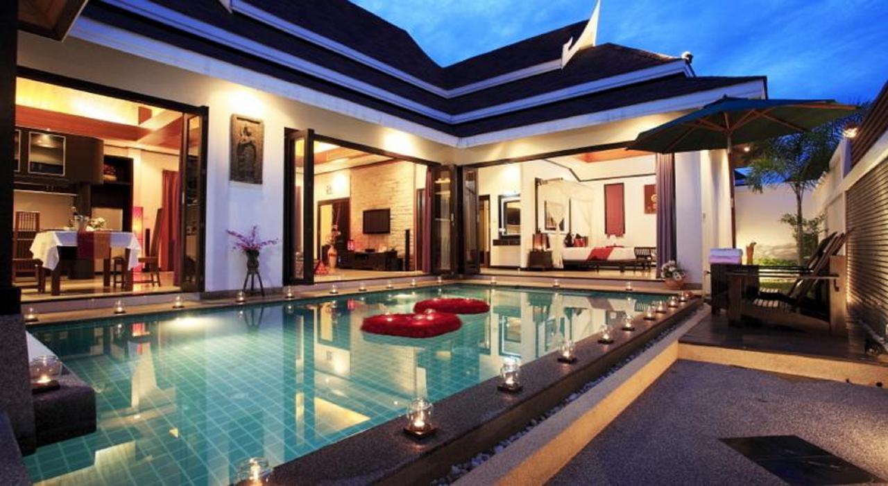 The Iris Pool Villa Rawai Room photo