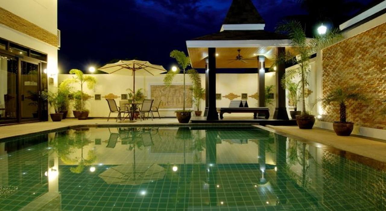 The Iris Pool Villa Rawai Room photo