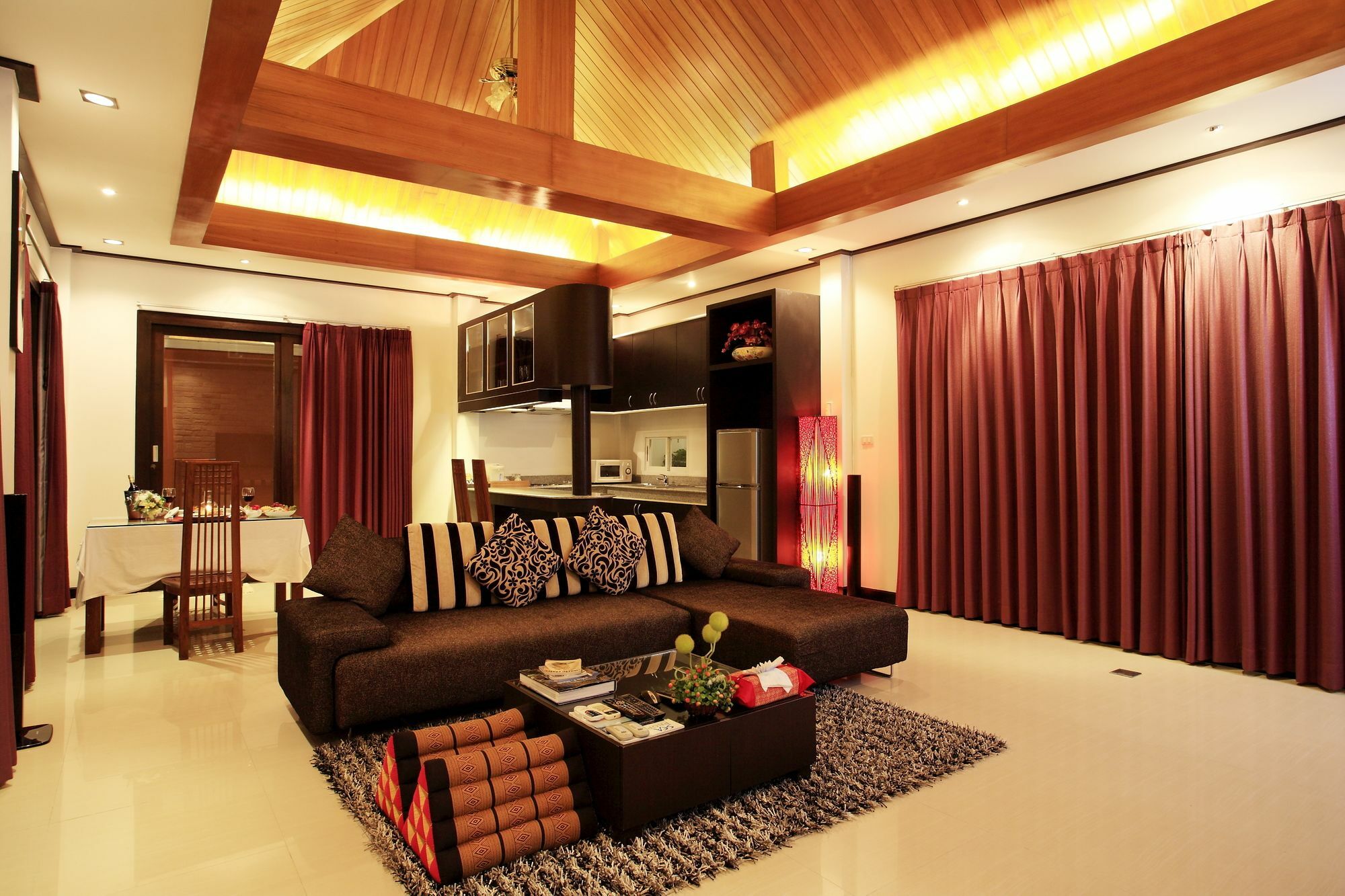 The Iris Pool Villa Rawai Exterior photo