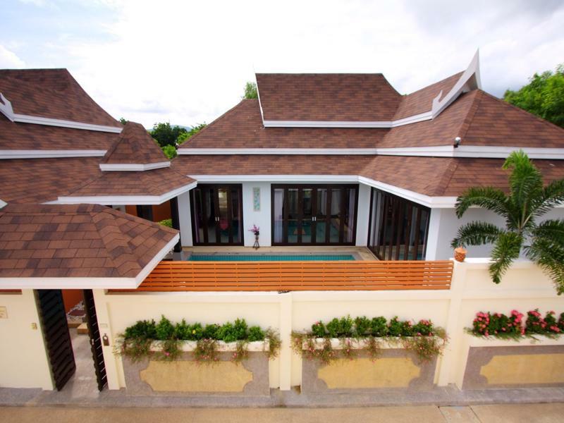 The Iris Pool Villa Rawai Exterior photo